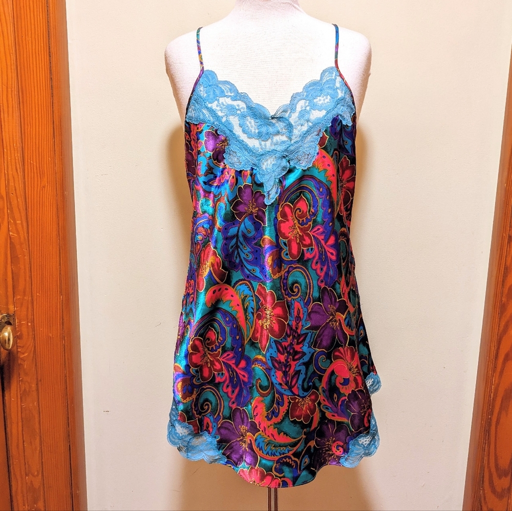 Vintage Victoria's Secret Gold Label Paisley Floral Satin Lace Slip Nigh…